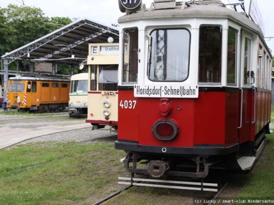 2009-05-17 smart & Straßenbahn